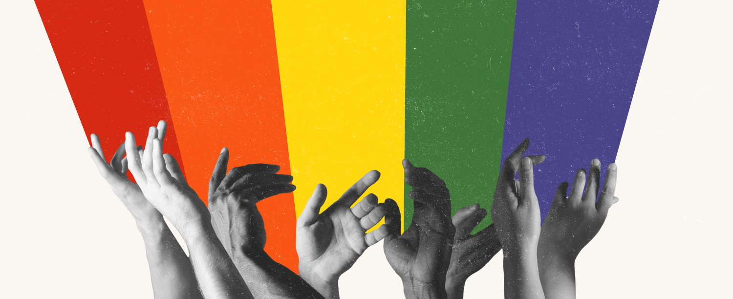 Vacature vrijwilligers werkgroep armoede Mensen reiken met hun armen naar boven, er komt een regenboog uit hun handen.